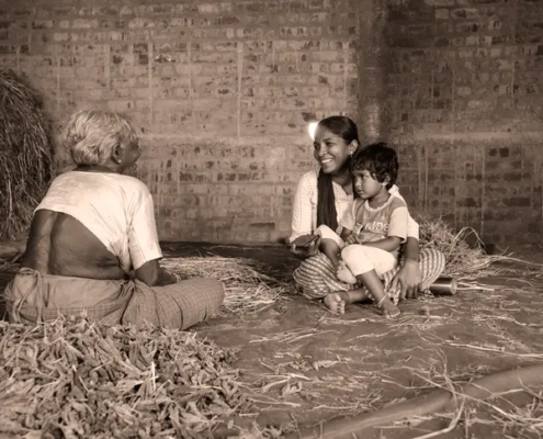 Discussing-Pregnancy-Journey-Of-Tribal-Womens